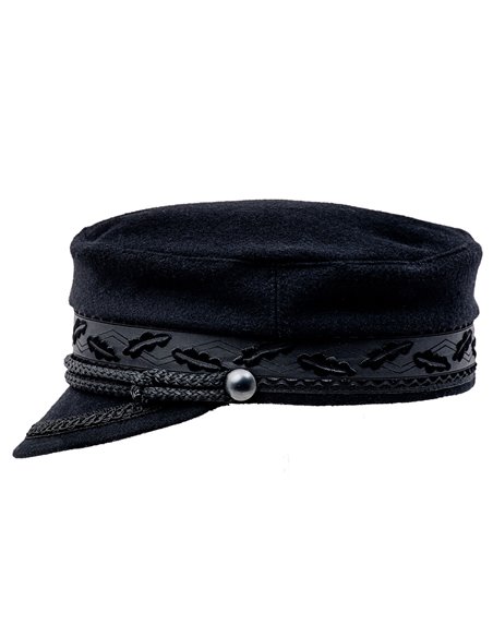 czarna czapka z daszkiem wełniana