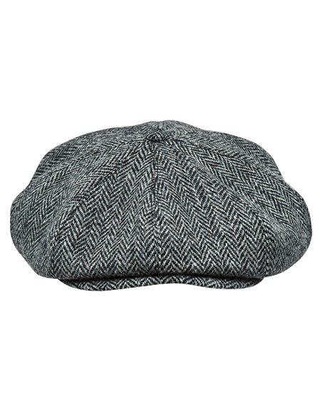Czarno - szara czapka z daszkiem na zimę