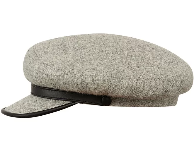 Wyjątkowo stylowa ciepła czapka Islay typu Maciejówka uszyta ze szkockiego Harris Tweedu w polskiej szwalni