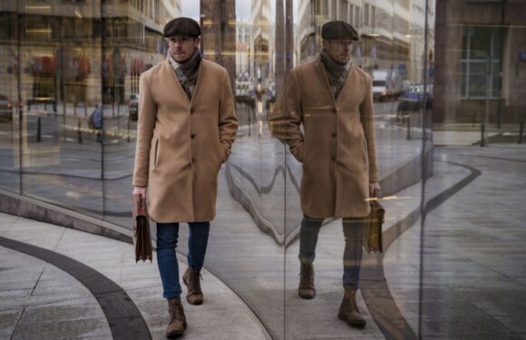 Czapka do garnituru, jaki model wybrać? Czapka do garnituru, jaki model wybrać?
